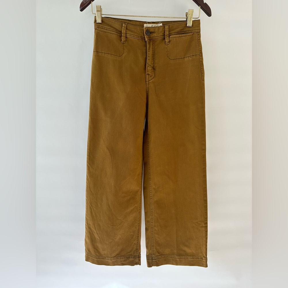 Unpublished high waist, wide leg jeans.